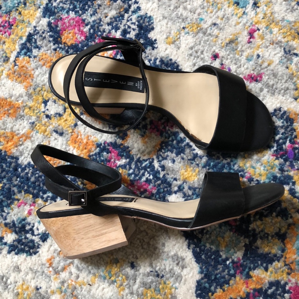 SM- ankle wrap sandals